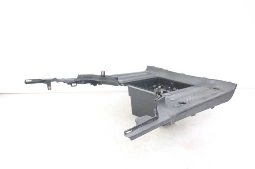 photo de FUßRASTE KYMCO LIKE 125 (2009 - 2016) - Oberflächenzustand und Material