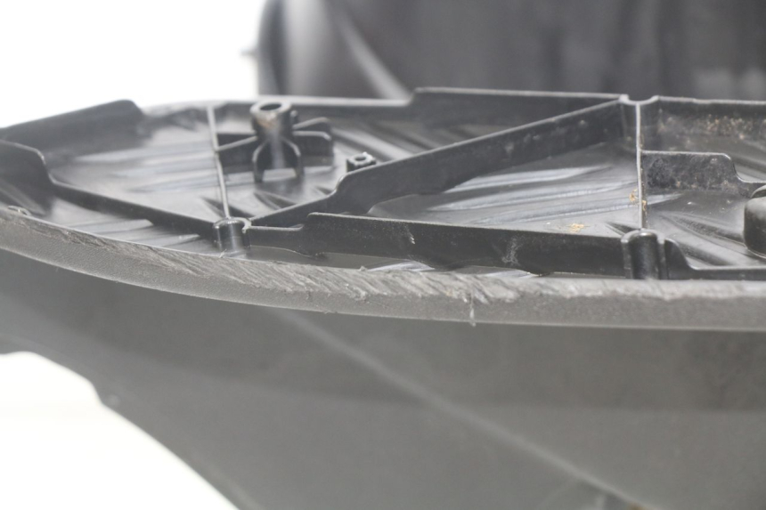 photo de TRITTBRETT VERKLEIDUNG PEUGEOT LUDIX BLASTER 50 (2006 - 2014) - Zoom auf Gebrauchszustand