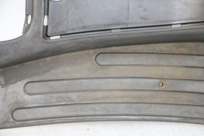 photo de TRITTBRETT VERKLEIDUNG PIAGGIO LXV 4T 50 (2009 - 2013) - Alternativer Blickwinkel