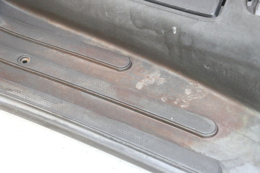 photo de TRITTBRETT VERKLEIDUNG PIAGGIO LXV 4T 50 (2009 - 2013) - Geprüftes Gebrauchtteil