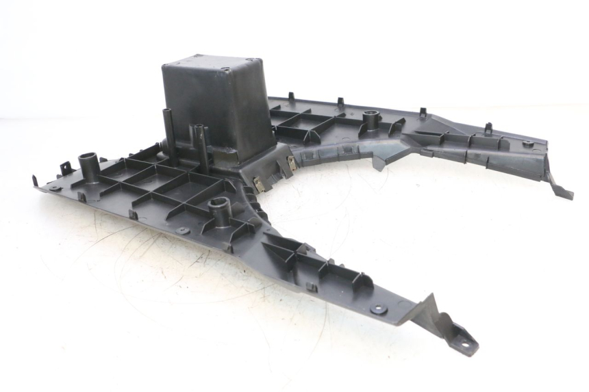 photo de TRITTBRETT VERKLEIDUNG KEEWAY MATRIX RX9 125 (2006 - 2007) - Zoom auf Gebrauchszustand