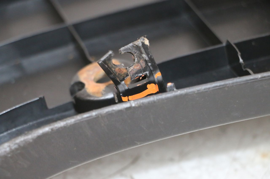 photo de TRITTBRETT VERKLEIDUNG YAMAHA NEOS NEO'S 4T 50 (2008 - 2016) - Charakteristische Merkmale