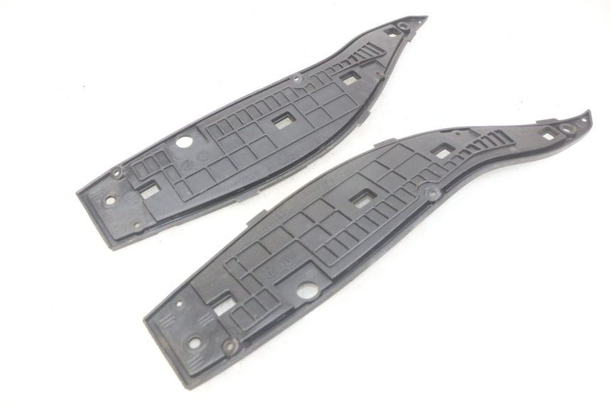 photo de FUßRASTE GILERA NEXUS 125 (2007 - 2009) - Detailansicht des Bauteils