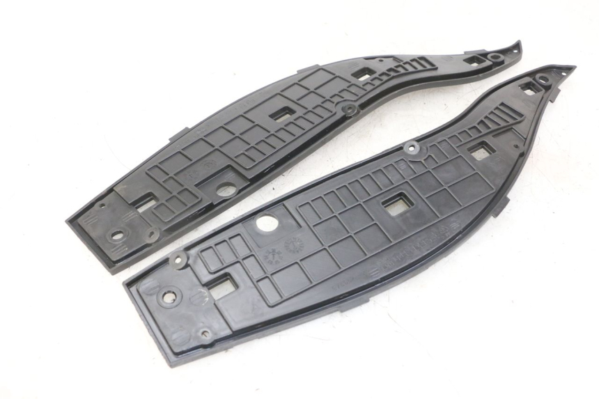 photo de FUßRASTE GILERA NEXUS 125 (2009 - 2013) - Zoom auf Gebrauchszustand