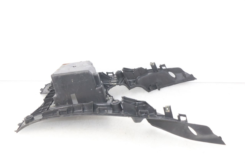 photo de TRITTBRETT VERKLEIDUNG NECO ONE 2T 50 (2011 - 2020) - Oberflächenzustand und Material