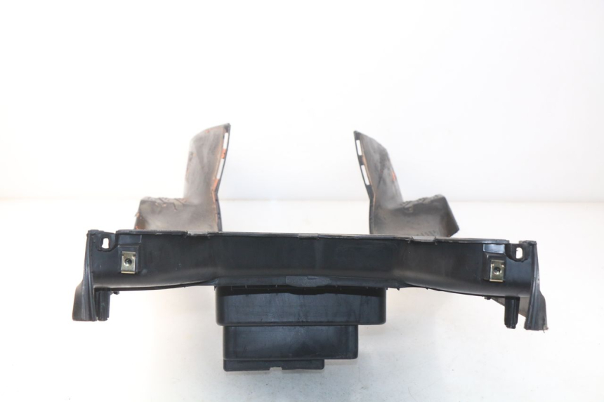 photo de TRITTBRETT VERKLEIDUNG SYM ORBIT 2 4T 50 (2008 - 2017) - Weitere Ansicht des Artikels