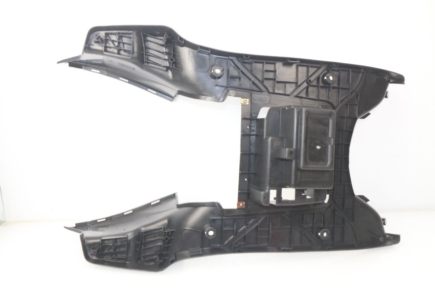 photo de TRITTBRETT VERKLEIDUNG SYM ORBIT 2 50 (2008 - 2014) - Zoom auf Gebrauchszustand