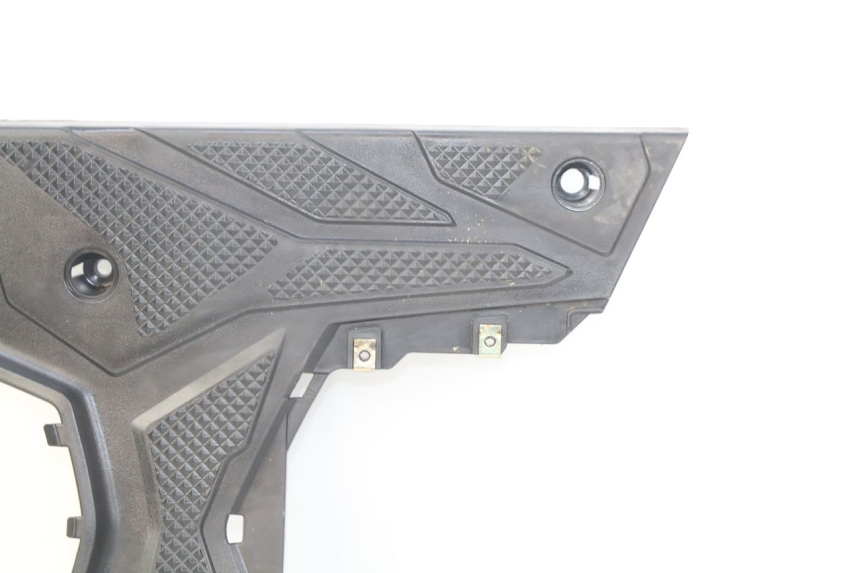 photo de TRITTBRETT VERKLEIDUNG SYM ORBIT III 3 4T 50 (2021 - 2025) - Detailansicht des Bauteils