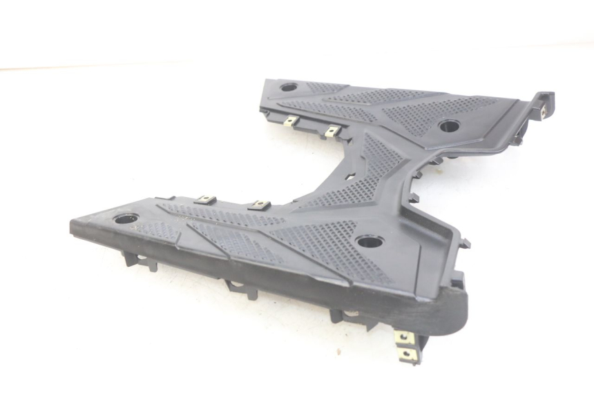 photo de TRITTBRETT VERKLEIDUNG SYM ORBIT III 3 4T 50 (2021 - 2025) - Technische Nahaufnahme