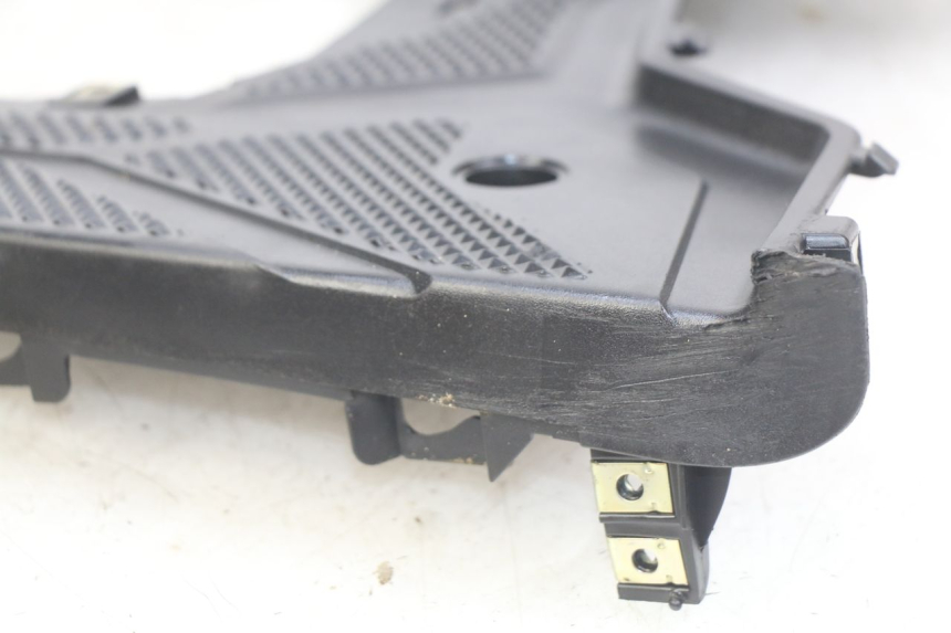 photo de TRITTBRETT VERKLEIDUNG SYM ORBIT III 3 4T 50 (2021 - 2025) - Gesamtansicht des Produkts