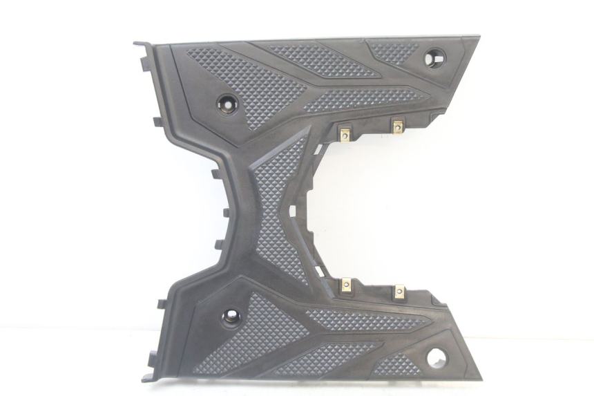 photo de TRITTBRETT VERKLEIDUNG SYM ORBIT III 3 4T 50 (2021 - 2025) - Zoom auf Gebrauchszustand