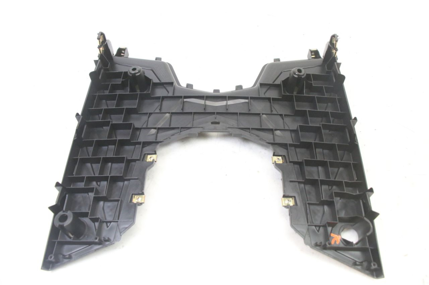 photo de TRITTBRETT VERKLEIDUNG SYM ORBIT III 3 4T 50 (2021 - 2025) - Technische Nahaufnahme