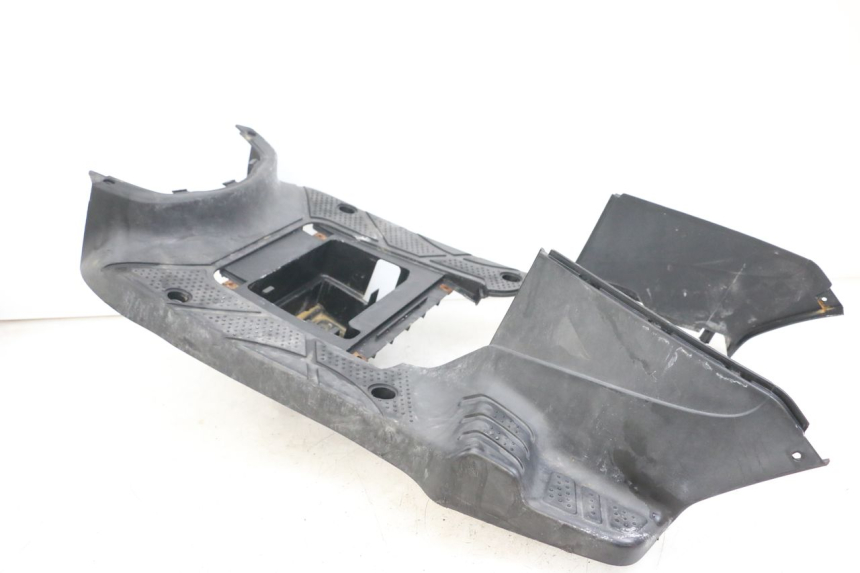 photo de TRITTBRETT VERKLEIDUNG SYM ORBIT 50 (2008 - 2010) - Charakteristische Merkmale