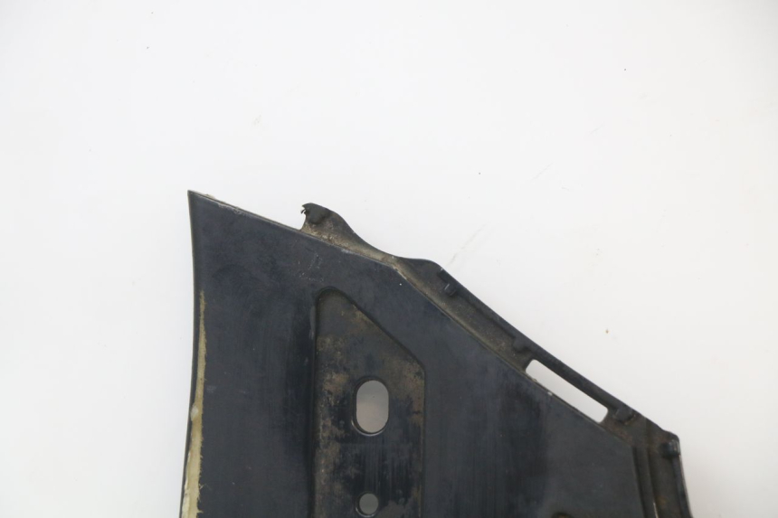 photo de TRITTBRETT VERKLEIDUNG PEUGEOT DJANGO 125 (2014 - 2017) - Technische Nahaufnahme