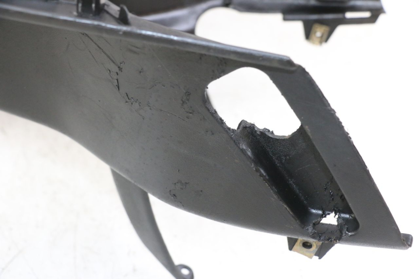 photo de FUßRASTE PEUGEOT LUDIX 50 (2005 - 2007) - Details der Befestigungspunkte