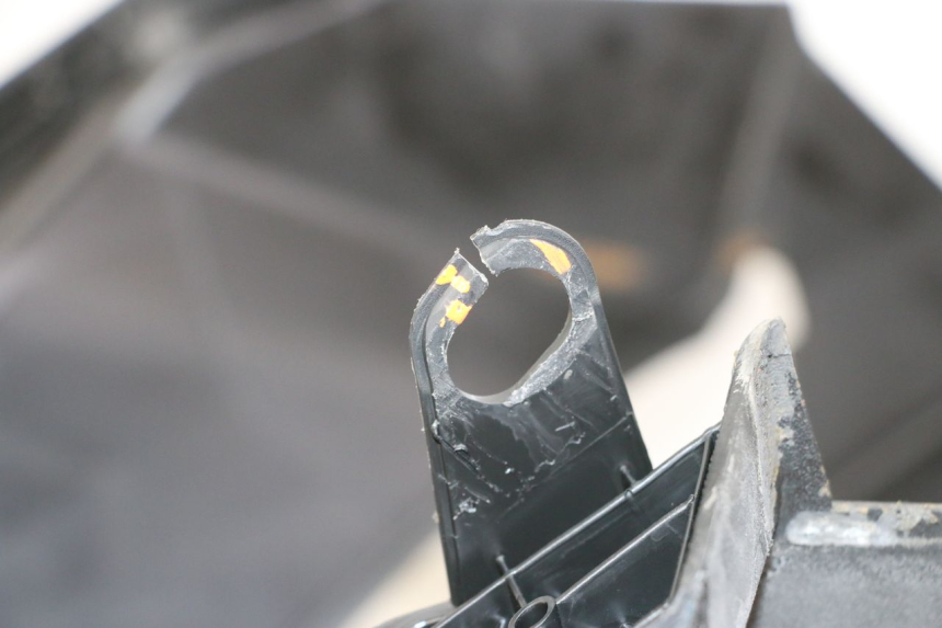 photo de TRITTBRETT VERKLEIDUNG PEUGEOT SPEEDFIGHT 3 LC 2T 50 (2009 - 2015) - Alternative Perspektive