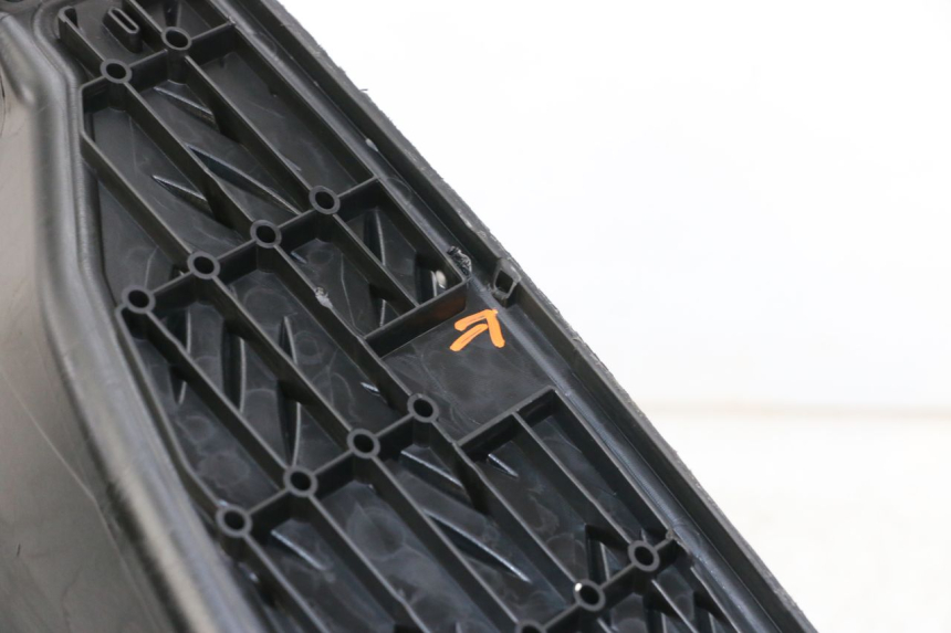 photo de TRITTBRETT VERKLEIDUNG PEUGEOT SPEEDFIGHT 3 LC 2T 50 (2009 - 2015) - Gesamtansicht des Produkts