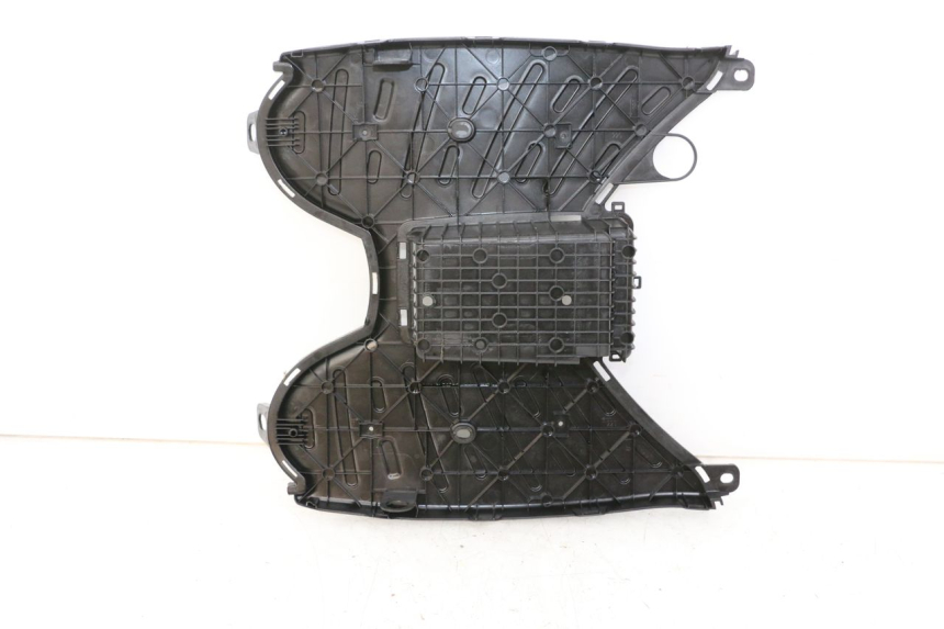 photo de FUßRASTE PEUGEOT STREETZONE 4T 50 (2018 - 2023) - Zoom auf Gebrauchszustand