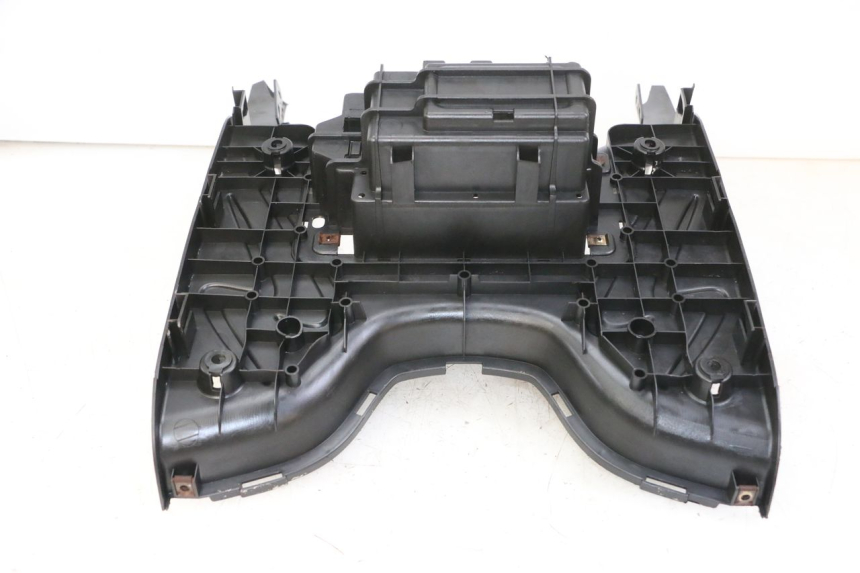 photo de TRITTBRETT VERKLEIDUNG PEUGEOT TWEET 4T 50 (2014 - 2019) - Kennzeichnungen und Originalreferenzen