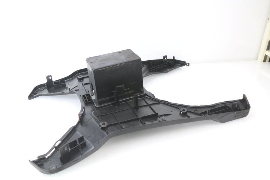 photo de TRITTBRETT VERKLEIDUNG RIDE RACE 2T 50 (2012 - 2015) - Zoom auf Gebrauchszustand