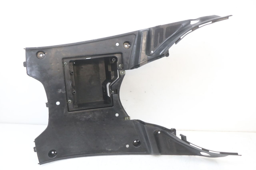 photo de TRITTBRETT VERKLEIDUNG TNT MOTOR ROMA 10' 2T 50 (2011 - 2018) - Detailansicht des Bauteils