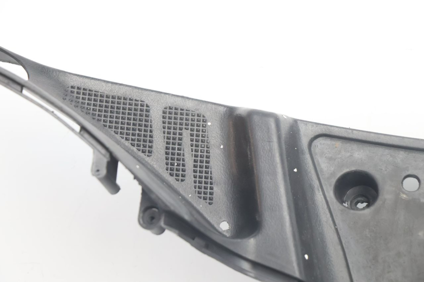 photo de TRITTBRETT VERKLEIDUNG TNT MOTOR ROMA 10' 2T 50 (2011 - 2018) - Detailansicht des Bauteils
