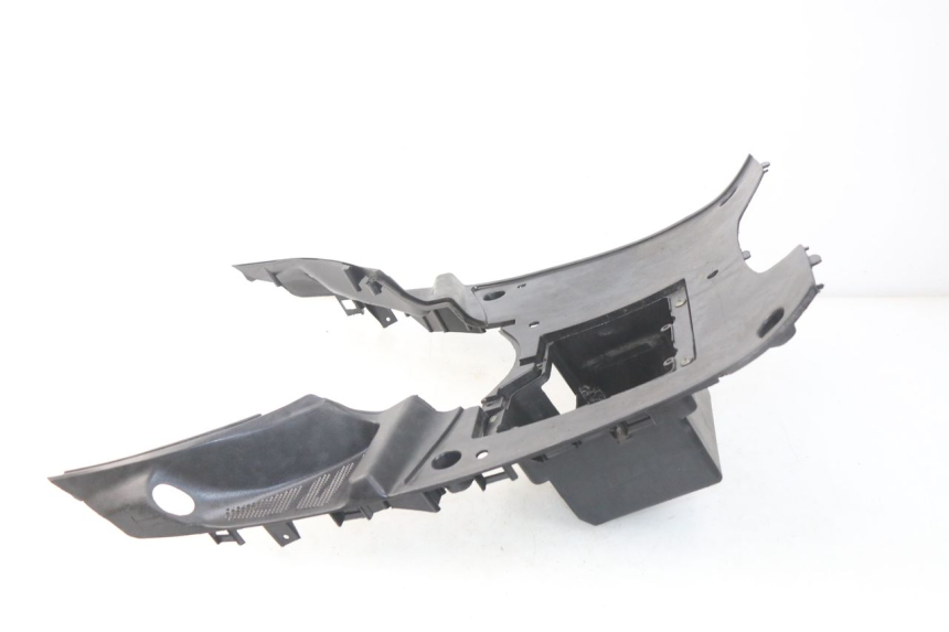 photo de TRITTBRETT VERKLEIDUNG TNT MOTOR ROMA 12' 2T 50 (2007 - 2018) - Geprüftes Gebrauchtteil