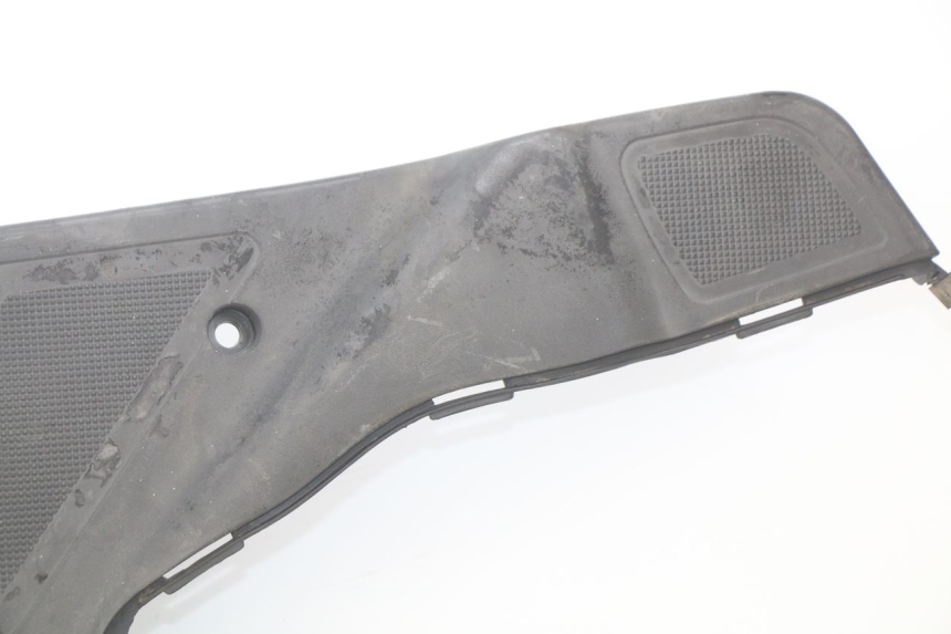 photo de FUßRASTE KEEWAY RY6 2T 50 (2011 - 2019) - Fokus auf die Struktur