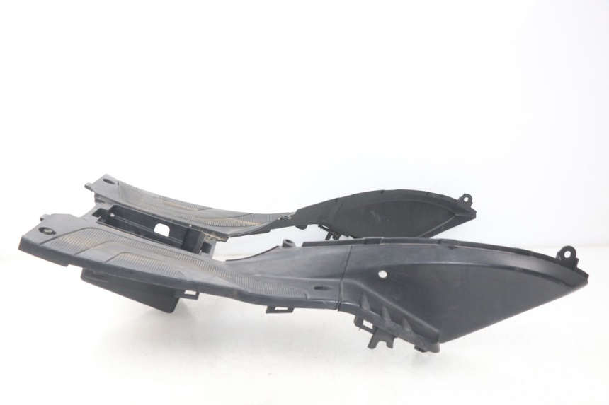 photo de TRITTBRETT VERKLEIDUNG DAELIM S4 50 (2010 - 2015) - Oberflächenzustand und Material