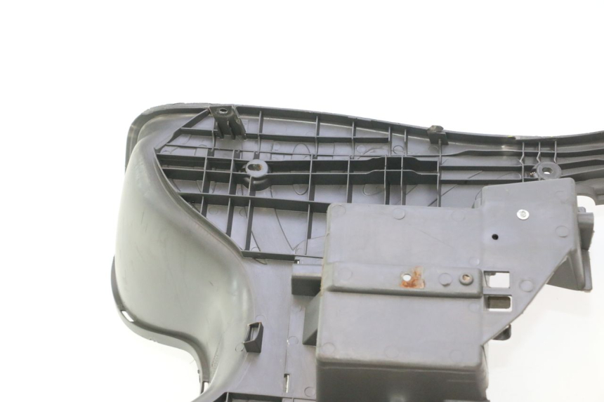 photo de TRITTBRETT VERKLEIDUNG HONDA SH 125 (2001 - 2003) - Oberflächenzustand und Material