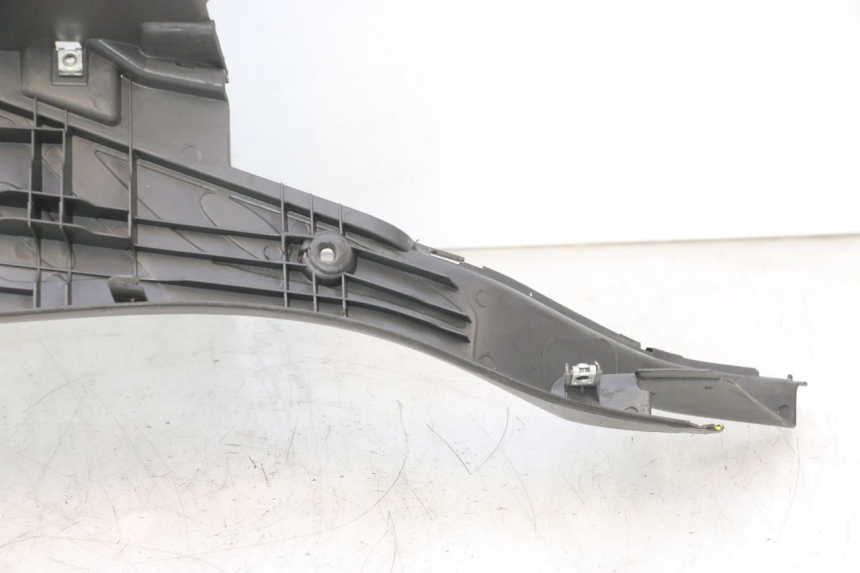 photo de TRITTBRETT VERKLEIDUNG HONDA SH 125 (2001 - 2003) - Kennzeichnungen und Originalreferenzen