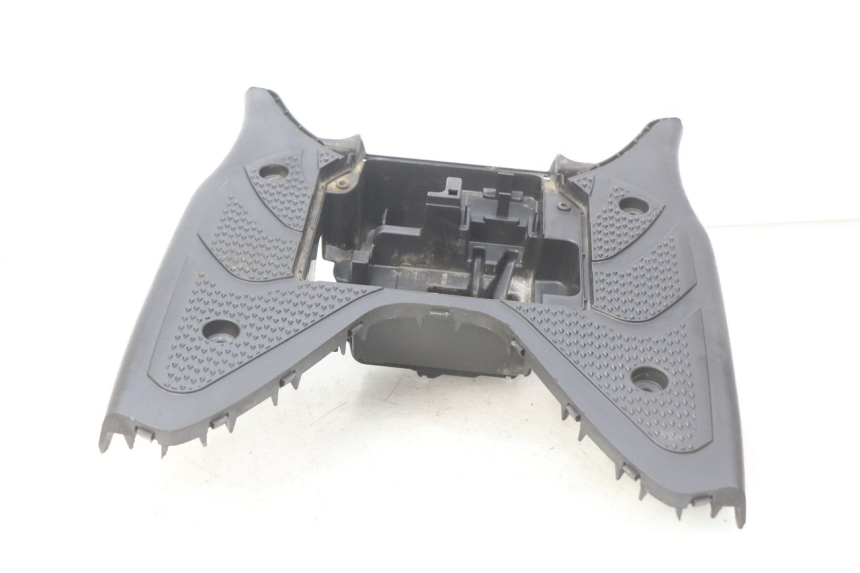 photo de FUßRASTE SUZUKI SIXTEEN 125 (2008 - 2010) - Alternative Perspektive