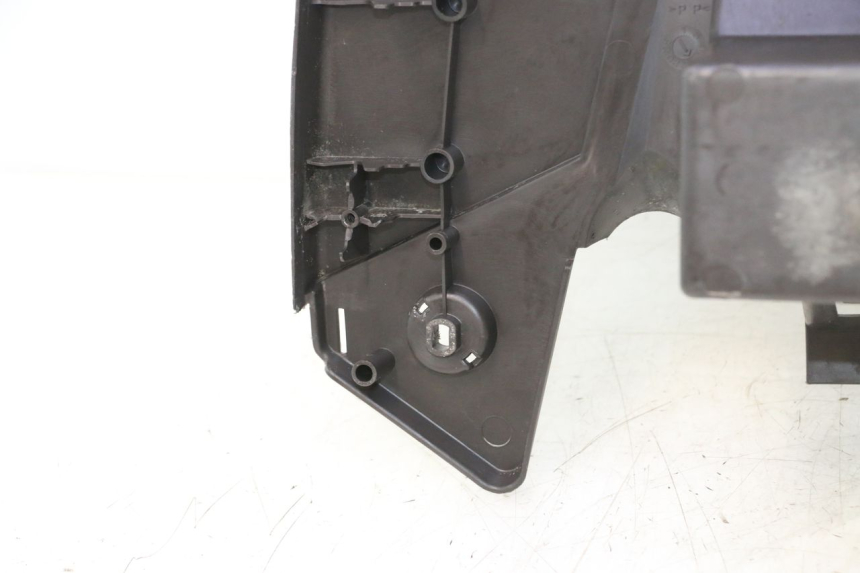 photo de TRITTBRETT VERKLEIDUNG YAMAHA SLIDER 50 (1999 - 2004) - Zoom auf Gebrauchszustand