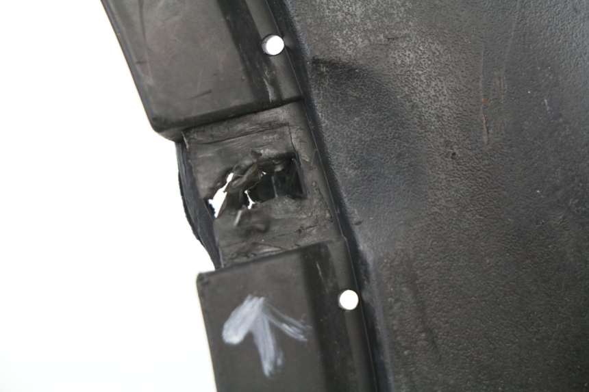 photo de TRITTBRETT VERKLEIDUNG PEUGEOT SPEEDFIGHT 2 AC 50 (2000 - 2009) - Zoom auf Gebrauchszustand