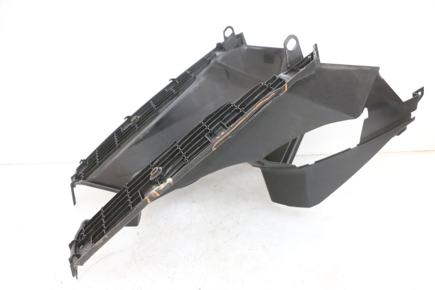 photo de TRITTBRETT VERKLEIDUNG PEUGEOT SPEEDFIGHT 4 4T EFI 50 (2021 - 2025) - Alternative Perspektive