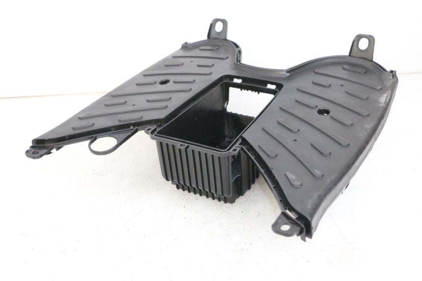 photo de TRITTBRETT VERKLEIDUNG PEUGEOT STREETZONE I 2T 50 (2018 - 2020) - Technische Nahaufnahme