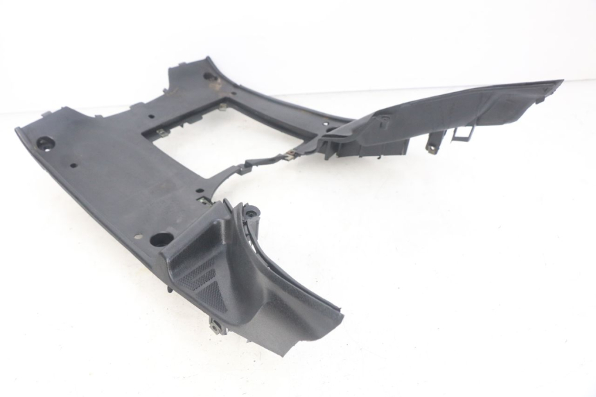 photo de TRITTBRETT VERKLEIDUNG JM MOTORS SUNNY 50 (2017 - 2020) - Zoom auf Gebrauchszustand