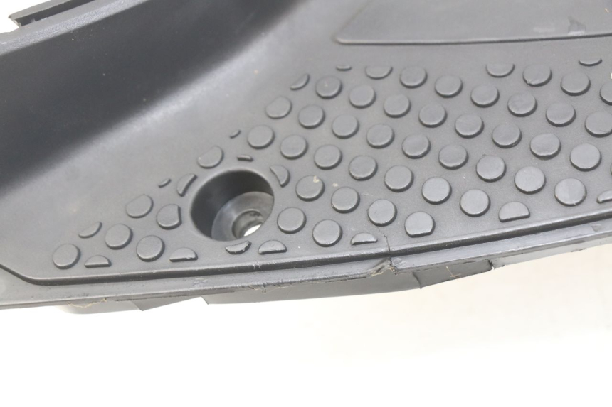 photo de TRITTBRETT VERKLEIDUNG KYMCO SUPER 8 4T 50 (2018 - 2020) - Detailansicht des Bauteils