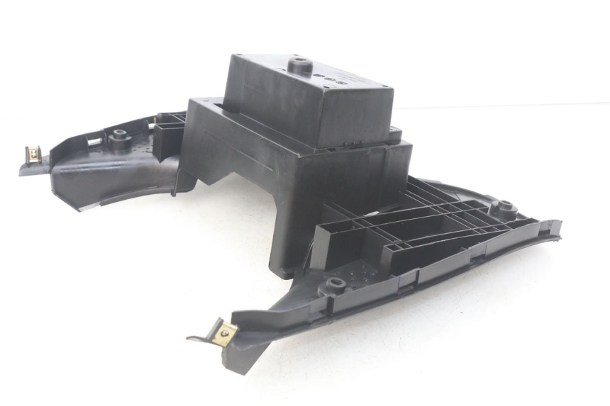 photo de TRITTBRETT VERKLEIDUNG KYMCO SUPER 8 4T 50 (2018 - 2020) - Technische Nahaufnahme