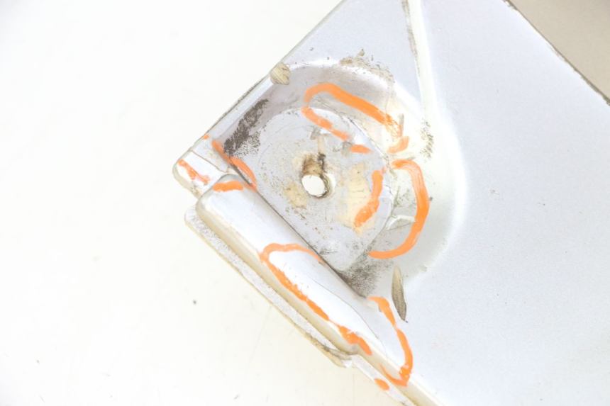 photo de TRITTBRETT VERKLEIDUNG PIAGGIO SUPER LX 125 (2000 - 2003) - Weitere Ansicht des Artikels