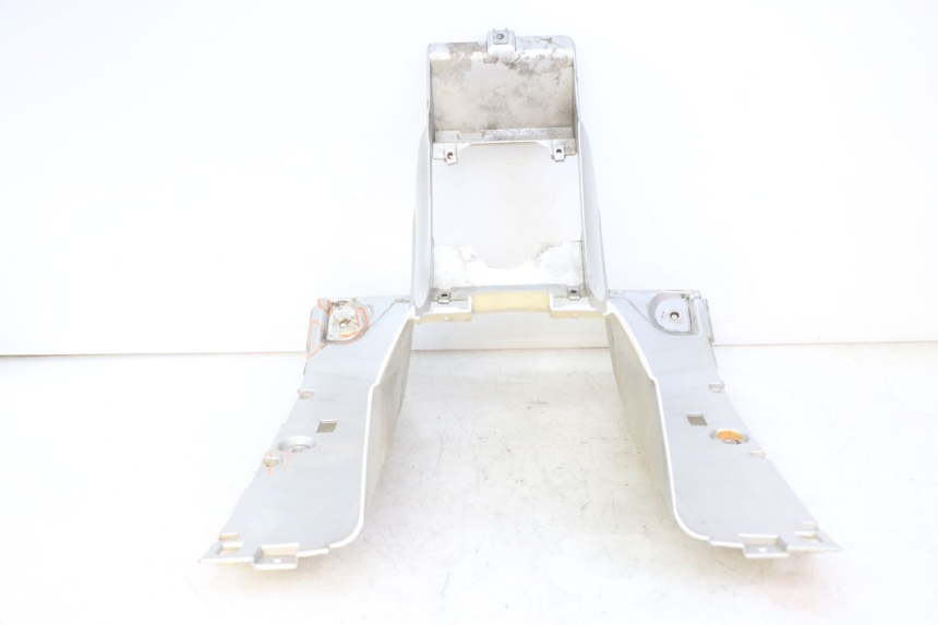 photo de TRITTBRETT VERKLEIDUNG PIAGGIO SUPER LX 125 (2000 - 2003) - Zoom auf Komponenten