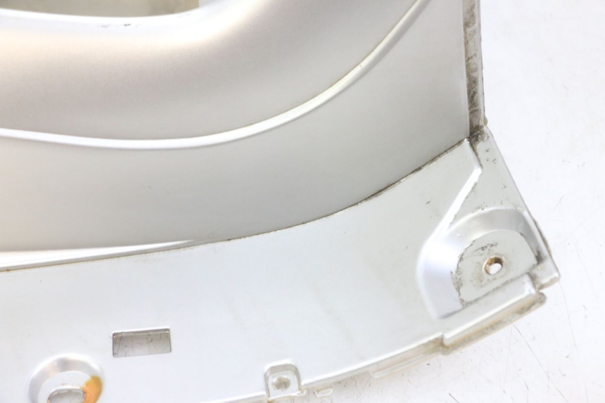 photo de TRITTBRETT VERKLEIDUNG PIAGGIO SUPER LX 125 (2000 - 2003) - Detaillierte Sichtprüfung