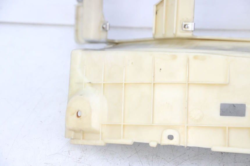 photo de TRITTBRETT VERKLEIDUNG PIAGGIO SUPER LX 125 (2000 - 2003) - Alternative Perspektive