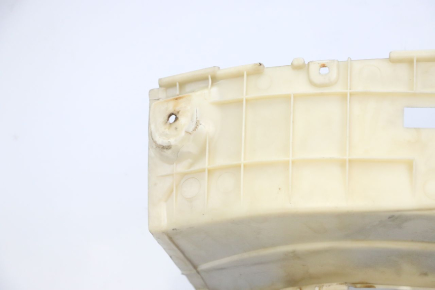 photo de TRITTBRETT VERKLEIDUNG PIAGGIO SUPER LX 125 (2000 - 2003) - Technische Nahaufnahme