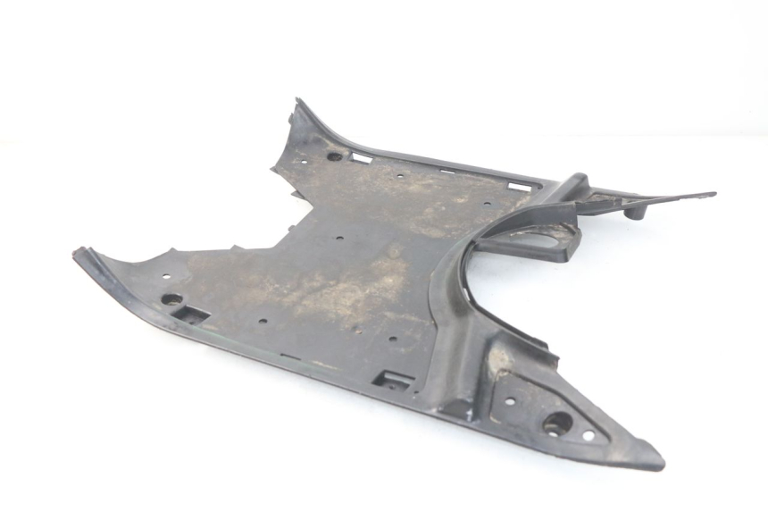 photo de TRITTBRETT VERKLEIDUNG PEUGEOT SV 80 (1993 - 1997) - Oberflächenzustand und Material