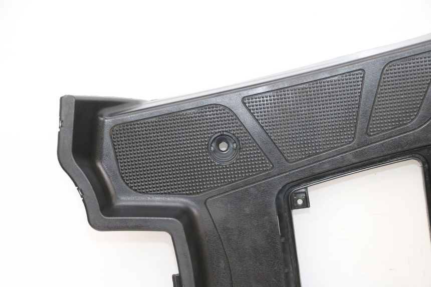 photo de TRITTBRETT VERKLEIDUNG NECO TEMPO 4T 50 (2022 - 2026) - Zoom auf Komponenten