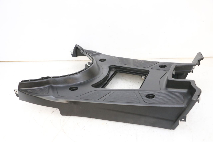 photo de TRITTBRETT VERKLEIDUNG NECO TEMPO 4T 50 (2022 - 2026) - Details der Befestigungspunkte