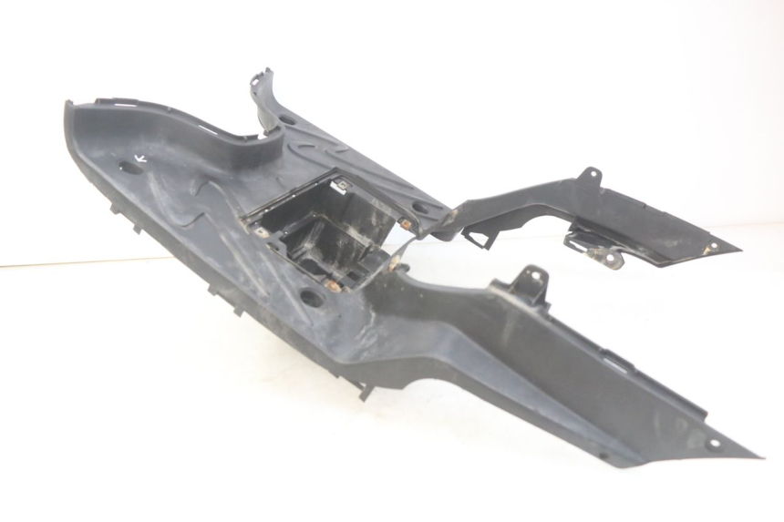 photo de FUßRASTE PEUGEOT TWEET 4T 50 (2010 - 2014) - Oberflächenzustand und Material