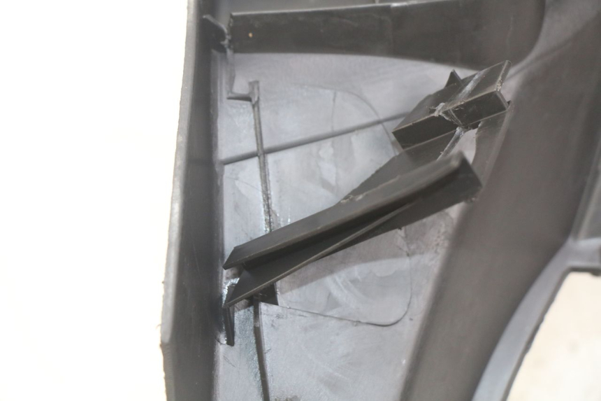 photo de FUßRASTE PEUGEOT TWEET 4T 50 (2010 - 2014) - Details der Befestigungspunkte