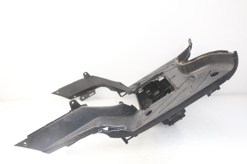 photo de TRITTBRETT VERKLEIDUNG PEUGEOT TWEET 125 (2010 - 2017) - Geprüftes Gebrauchtteil